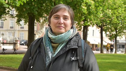 Illustration Julie Lucotte, la candidate Lutte ouvrière persuadée que les élections ne changent rien