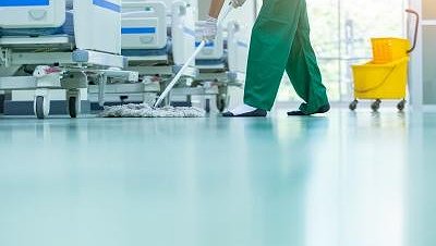 Illustration - Hôpitaux : vol au ras du sol