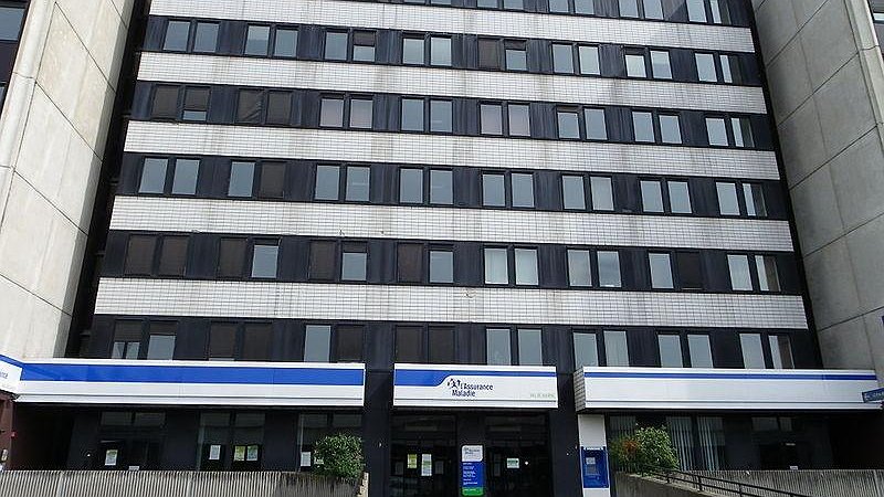 Illustration - Assurance maladie : saignée dans les emplois