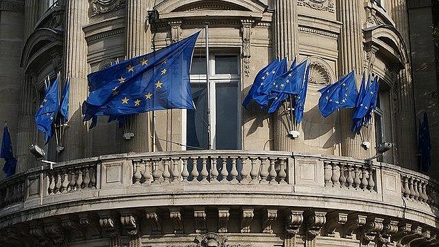 Illustration - Union européenne : béquille des capitalistes