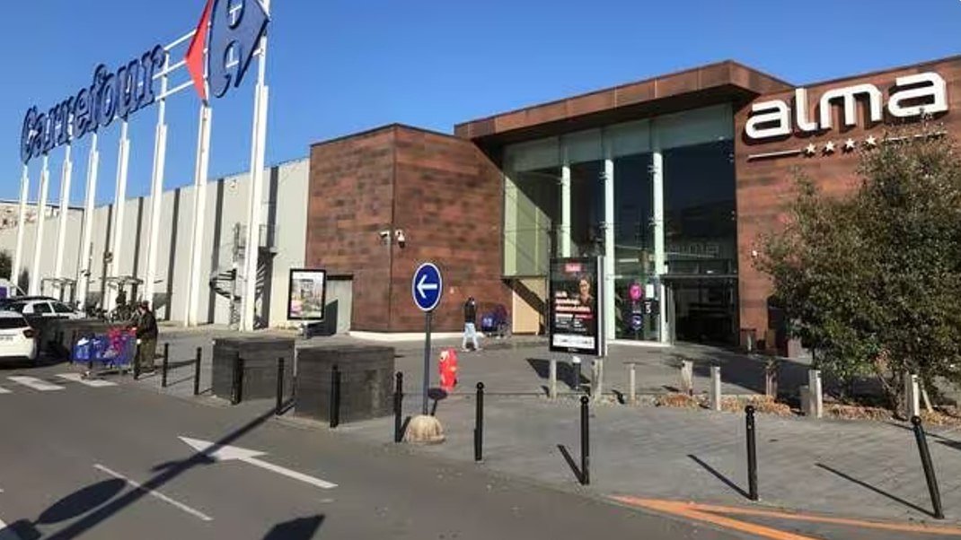 Illustration - Entre le marteau et l’enclume