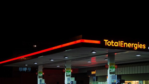 Illustration les discours et les actes