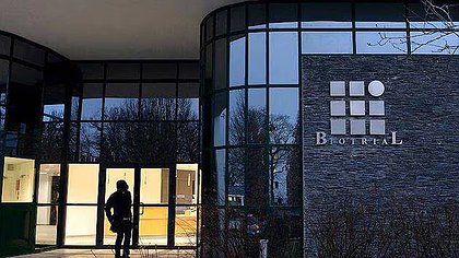 Illustration Essai clinique mortel, le  grand silence