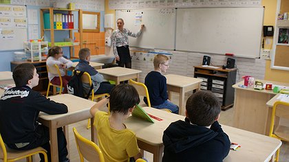 Illustration Des enfants abandonnés