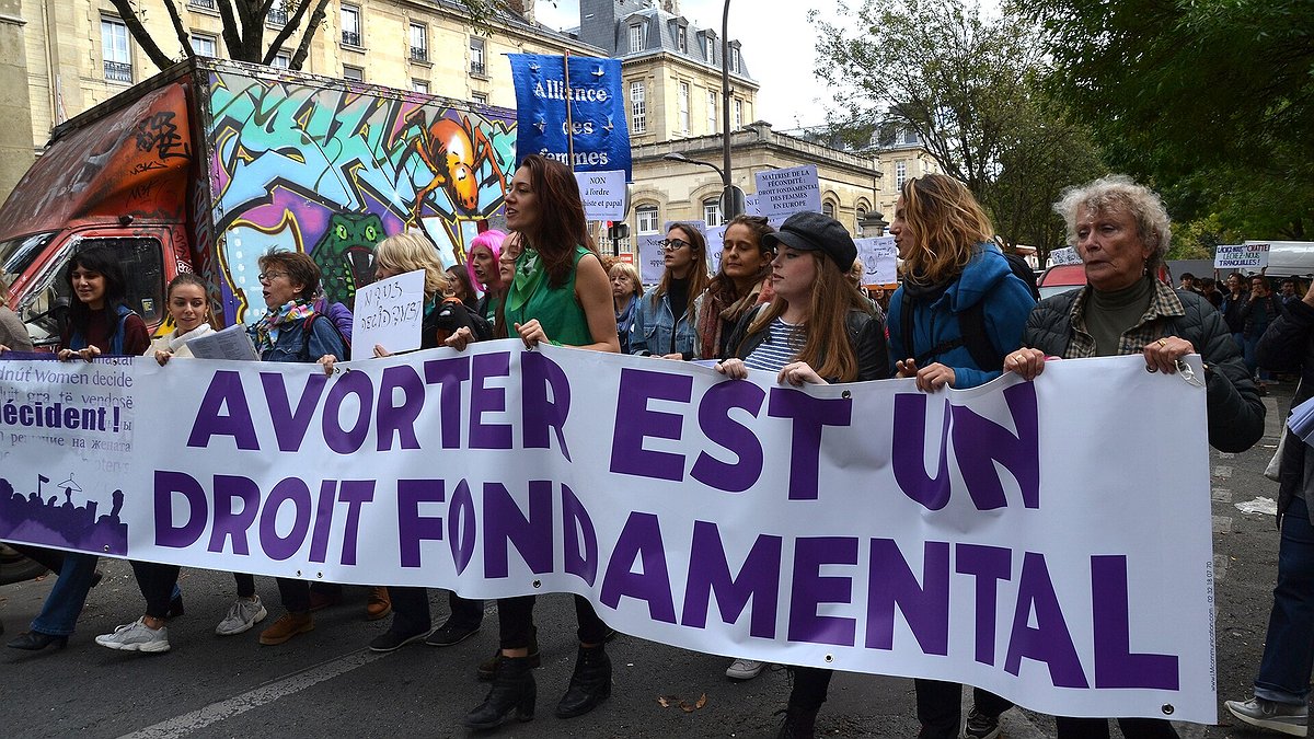 Illustration - L’extrême droite contre le droit des femmes