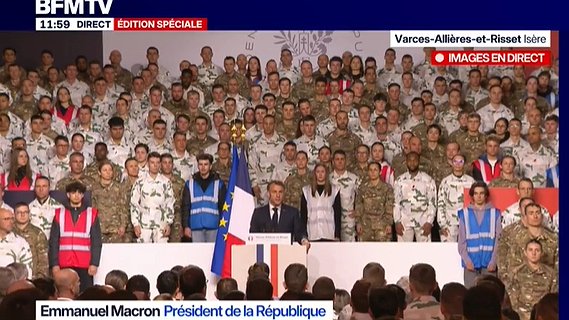 Illustration - Galonnés cherchent chair à canon !