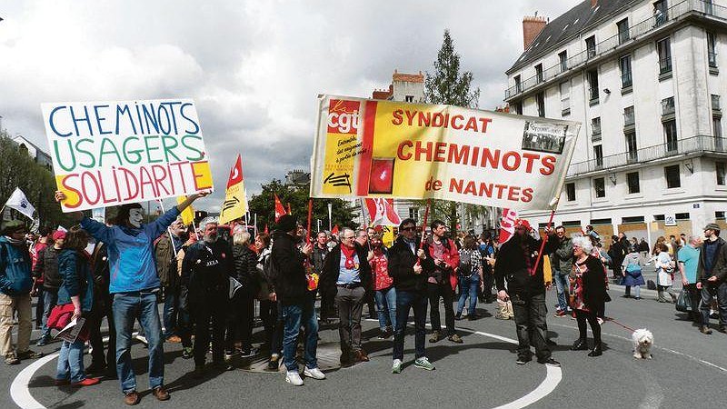 Illustration - cheminots et postiers, même combat !