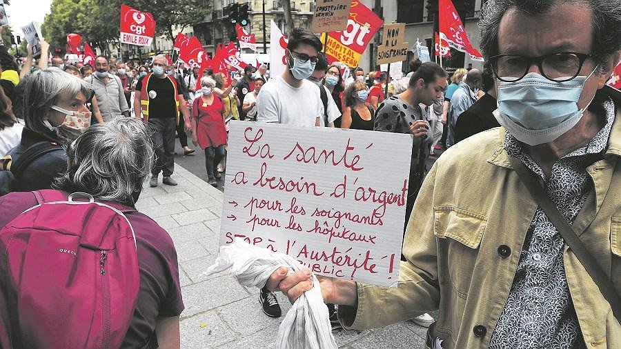 Illustration - pendant la pandémie,  les fermetures de lits continuent