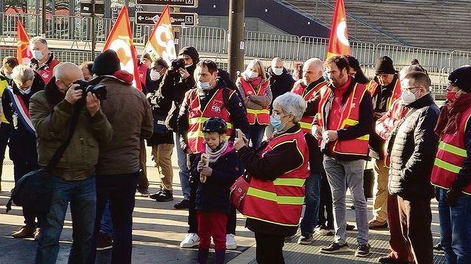 Illustration - mobilisés  contre les suppressions d’emplois