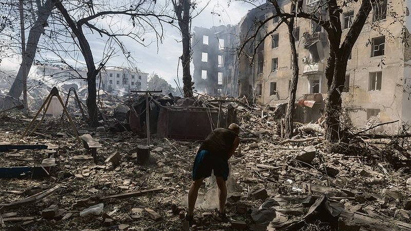 Illustration - Après trois ans de guerre, les brigands qui dirigent le monde prêts àse partager l’Ukraine