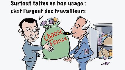 Illustration beaucoup de mousse sur le gâteau