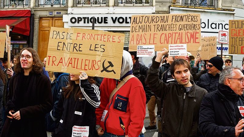 Illustration - rackettés par l’État